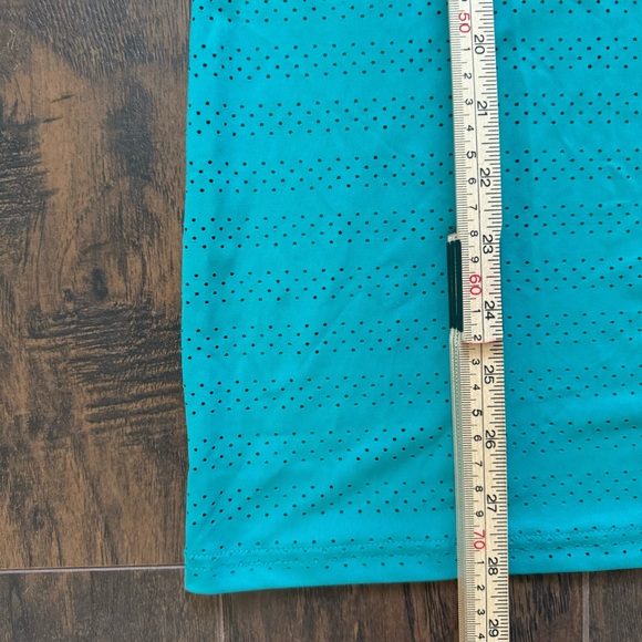 ZYIA Active Chill XL Long Sleeve Perforated Mesh Quick Dry Top - Picture 7 of 7